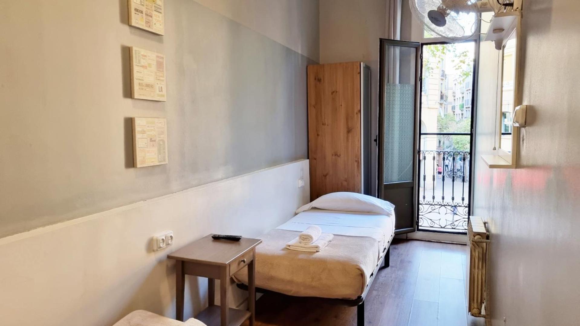 Paraiso Hostel Βαρκελώνη Εξωτερικό φωτογραφία