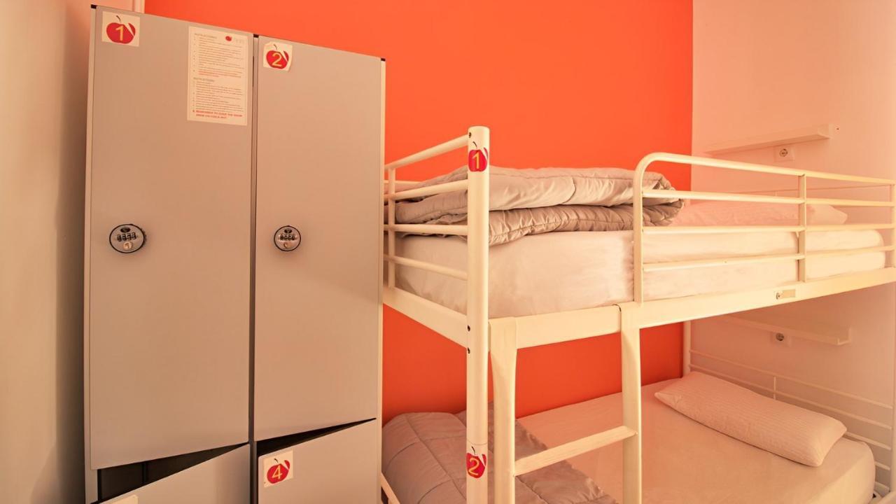 Paraiso Hostel Βαρκελώνη Εξωτερικό φωτογραφία